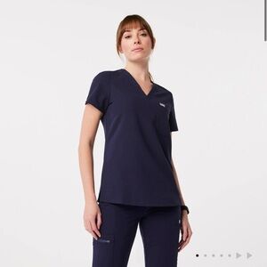 TWO Figs S Navy Catarina Scrub Tops